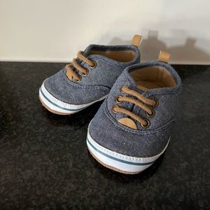 Baby boy denim shoes 9-12M brand new